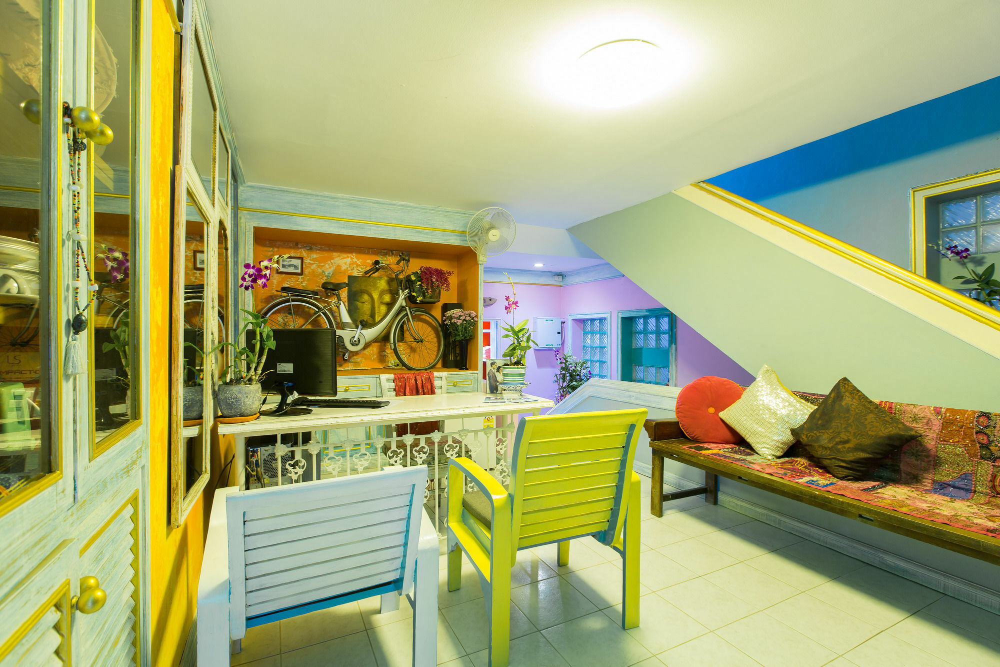 Barefoot Hotel Kalim Beach Front Patong Exterior foto